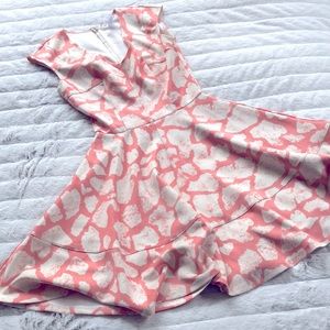 Pink/white floral dress